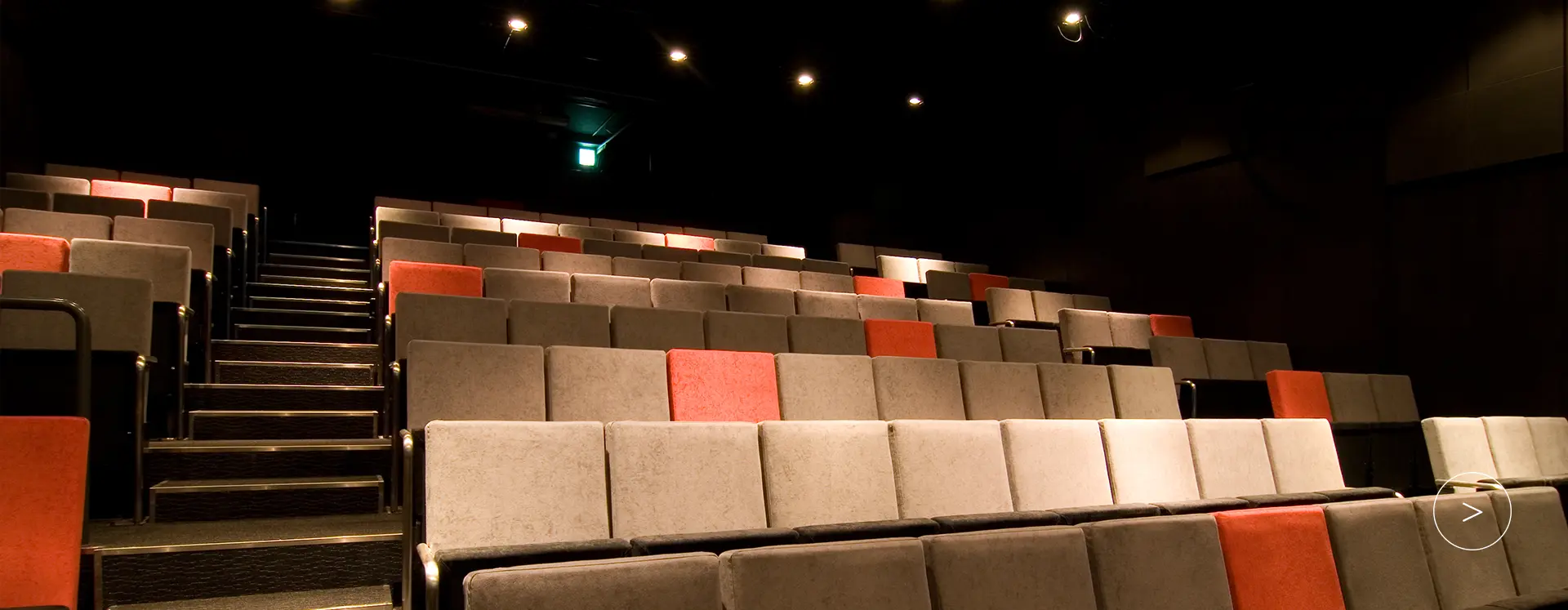 “享受大人”的馆内设施