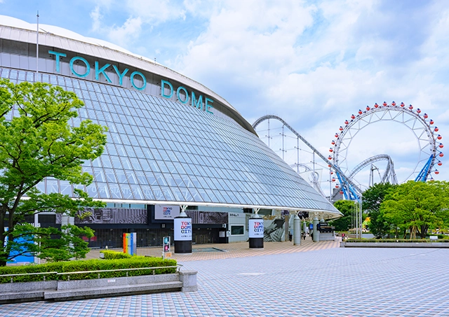 TOKYO DOME：乘坐火车和步行约25分钟即可到达。