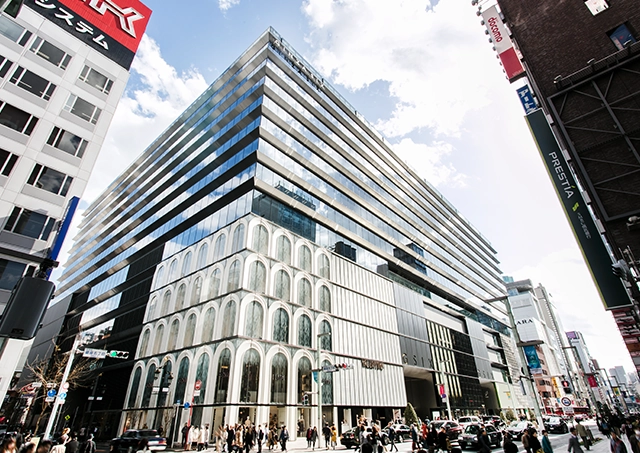 GINZA SIX/徒步约7分钟