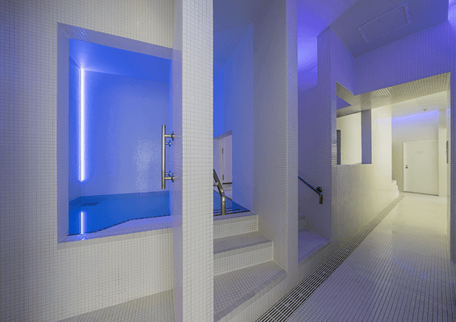 走廊之汤/冷浴池