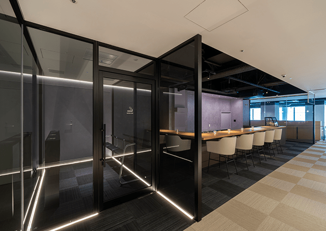 走廊之汤/吸烟室