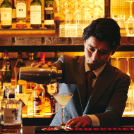 酒吧“KONJIKI金色”