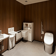 1楼共用无障碍卫生间