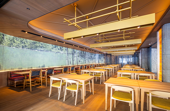 HOKUSAI RESTAURANT&CAFE的内部照片