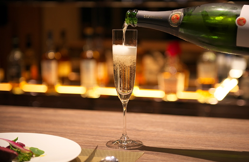 ムーンライト 北海道バル&バー