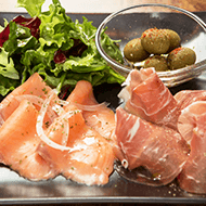 13F Roof Top Bar /品尝菜肴