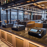 1F前台/自动登记机